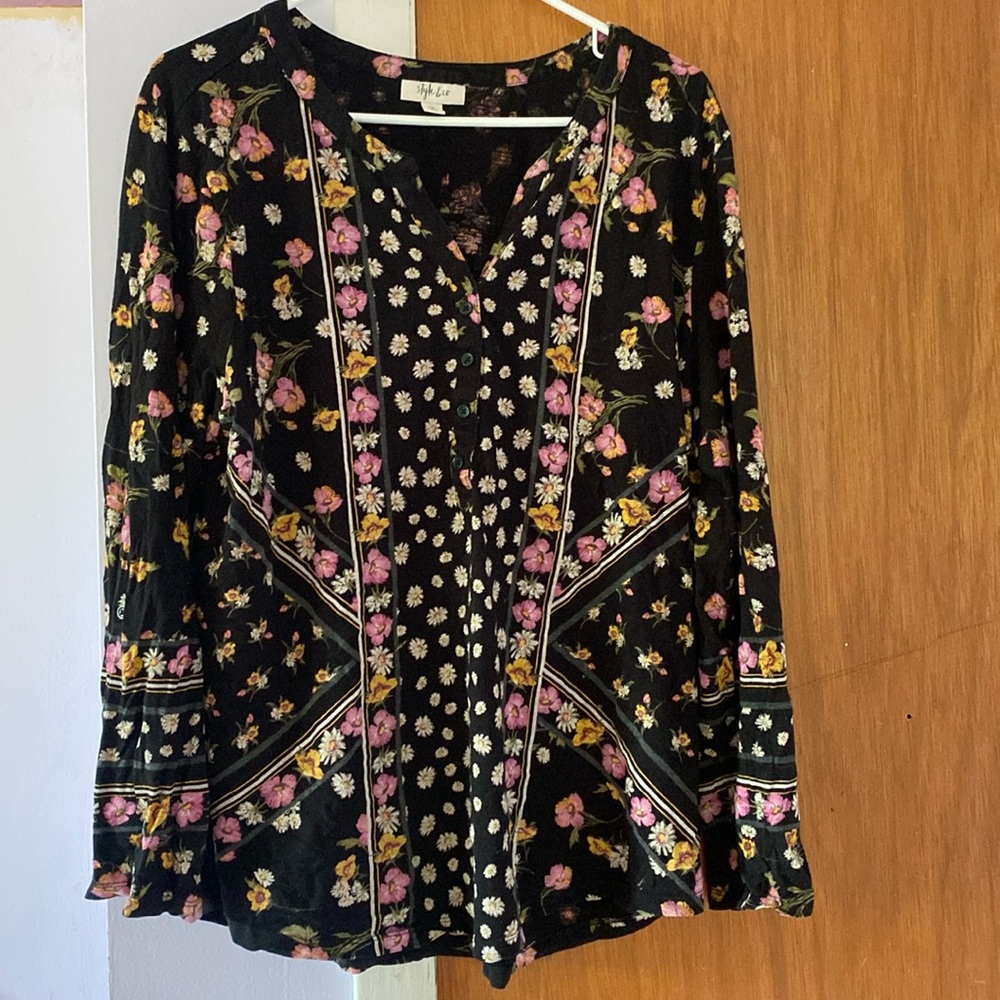 2XL Black Tunic with Flowers